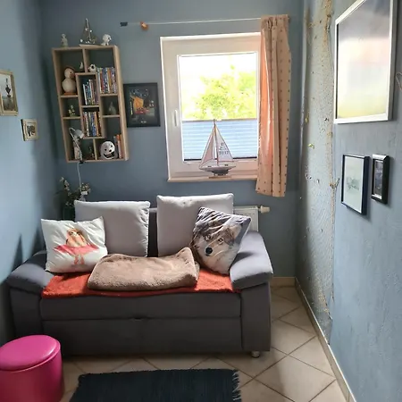 104 2, Ginsterweg 1 C *