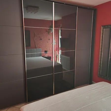 104 2, Ginsterweg 1 C *