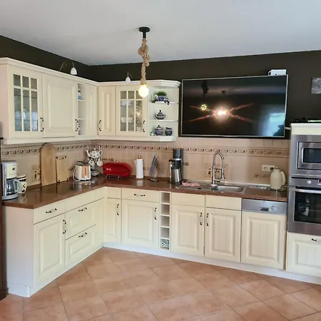 104 2, Ginsterweg 1 C * Karlshagen